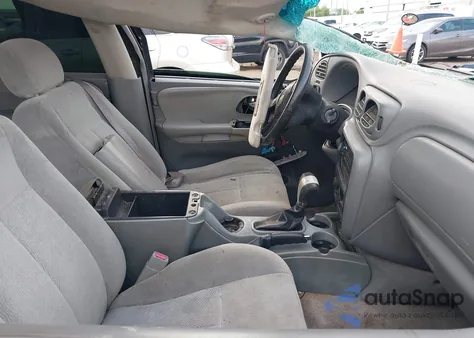 2005 Chevrolet Trailblazer Lt from USA, damaged, VIN 1GNDS13S352134194